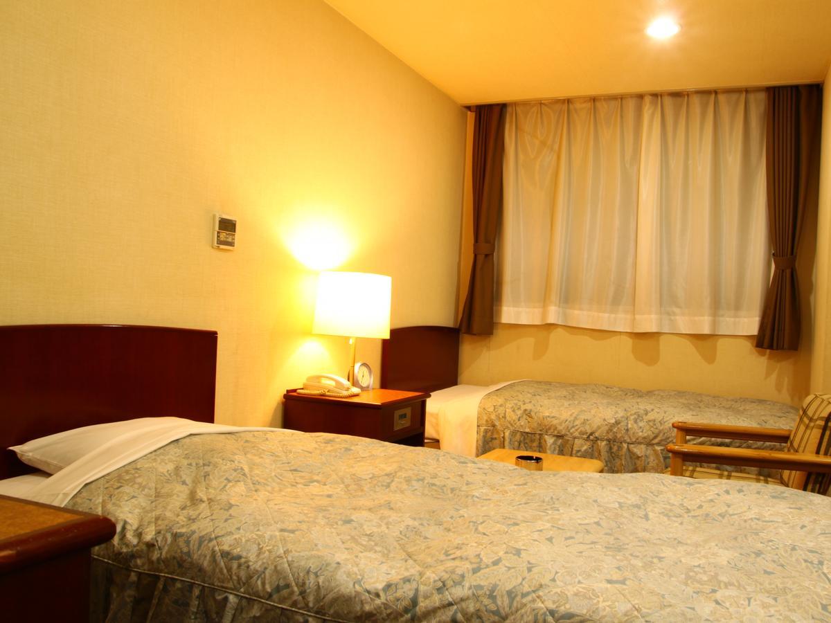 Business Hotel Serikawa Хиконе Екстериор снимка